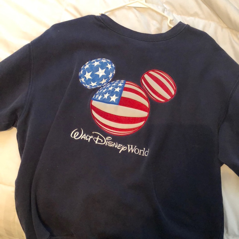 Disney crew neck